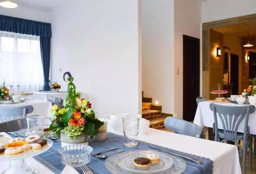 Aamiaismajoitus (B&B) Somhegyi öreg Hársfák Major Vendégház