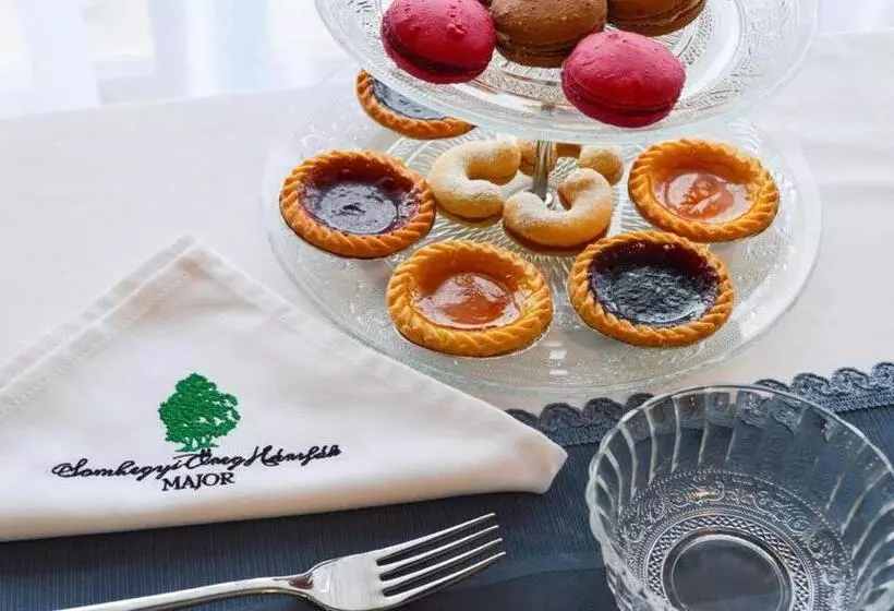 Aamiaismajoitus (B&B) Somhegyi öreg Hársfák Major Vendégház