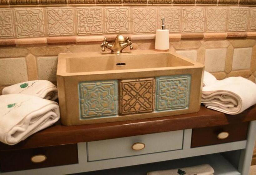 민박 Somhegyi öreg Hársfák Major Vendégház