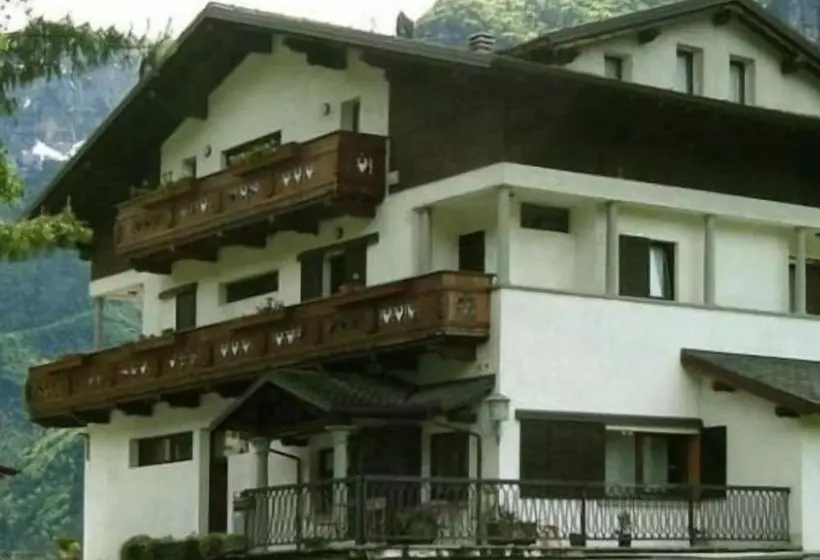 Hotelli Albergo Panoramico