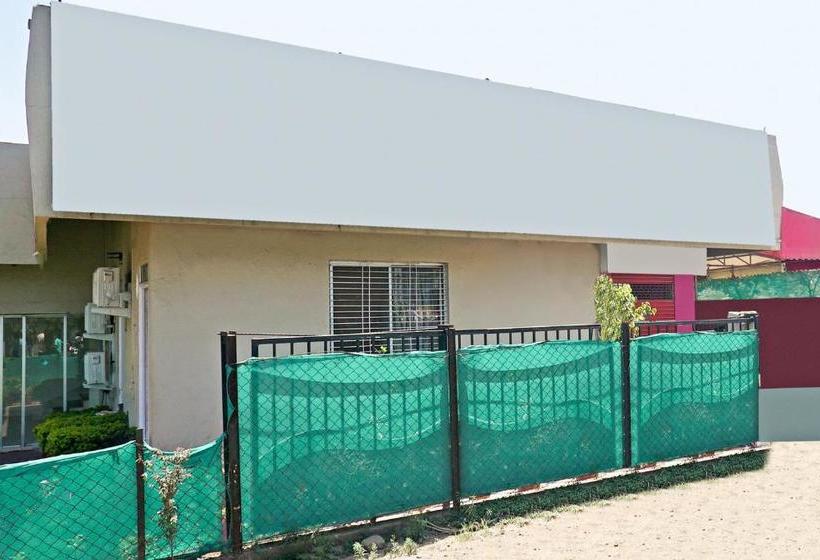 Отель Oyo 36998 Shobha S Guest House