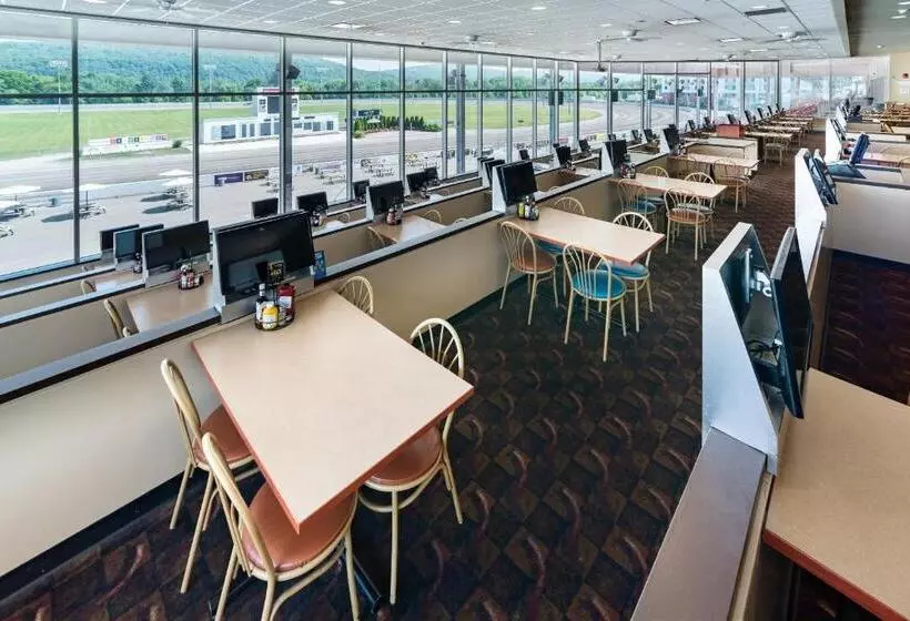 Hotelli Tioga Downs Casino And Resort