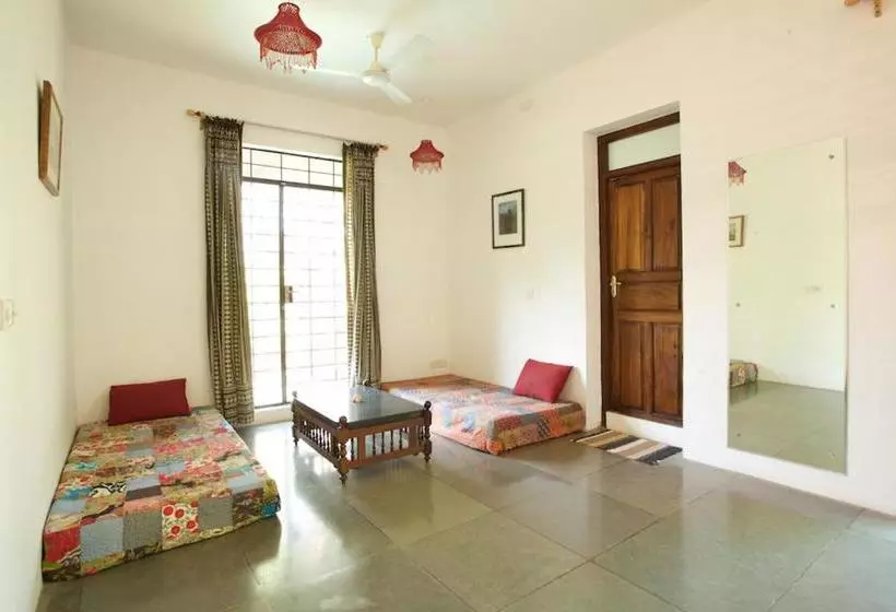 Majatalo The Annex, Isai Ambalam Guest House