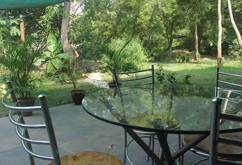 Majatalo The Annex, Isai Ambalam Guest House