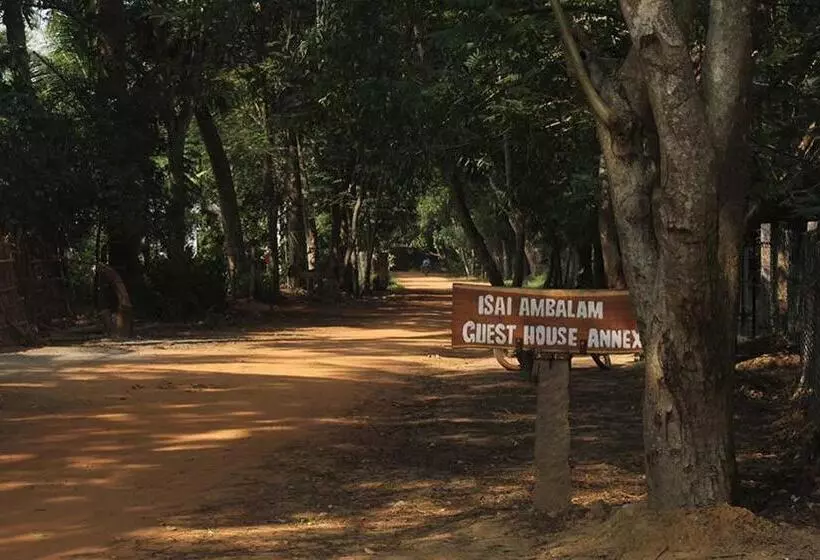 Majatalo The Annex, Isai Ambalam Guest House