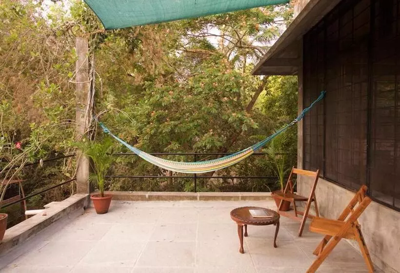 Majatalo The Annex, Isai Ambalam Guest House