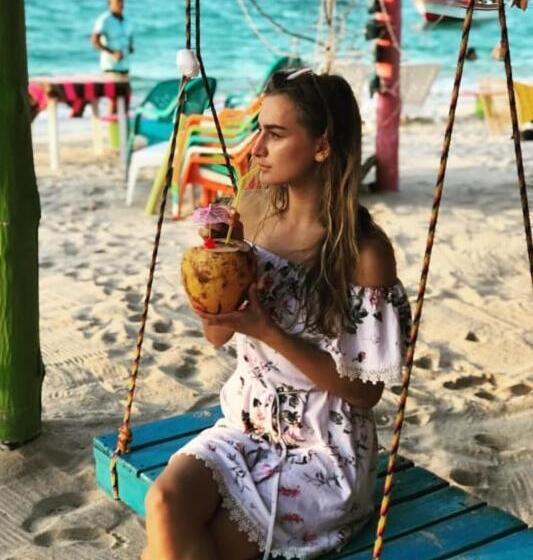 پانسیون The Wizard & Bar Baru