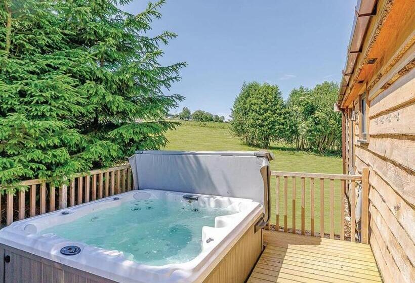 منتجع Hazelhurst Lodges