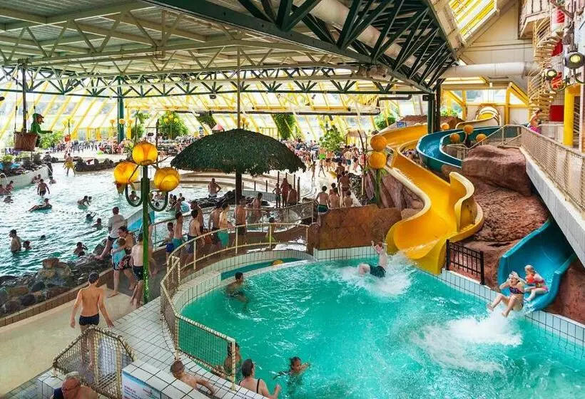 استراحتگاه Oostappen Vakantiepark Hengelhoef Nv
