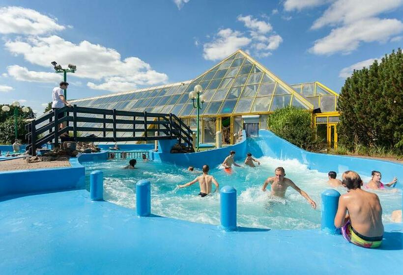 אתר נופש Oostappen Vakantiepark Hengelhoef Nv