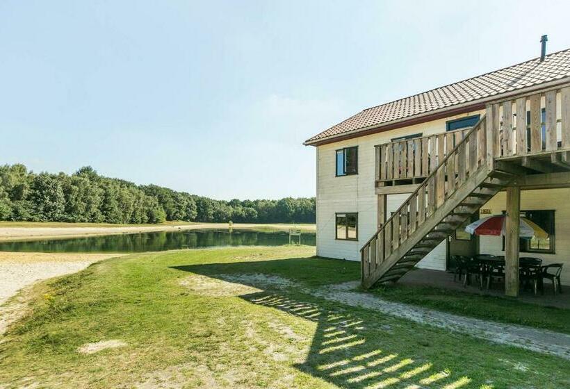 אתר נופש Oostappen Vakantiepark Hengelhoef Nv