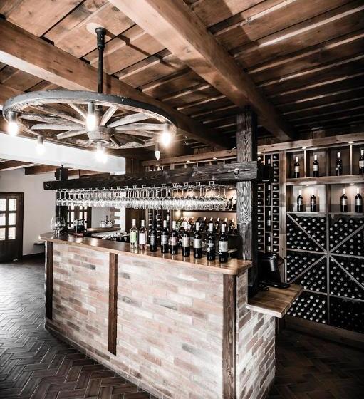 הוסטל Vinatus Pince