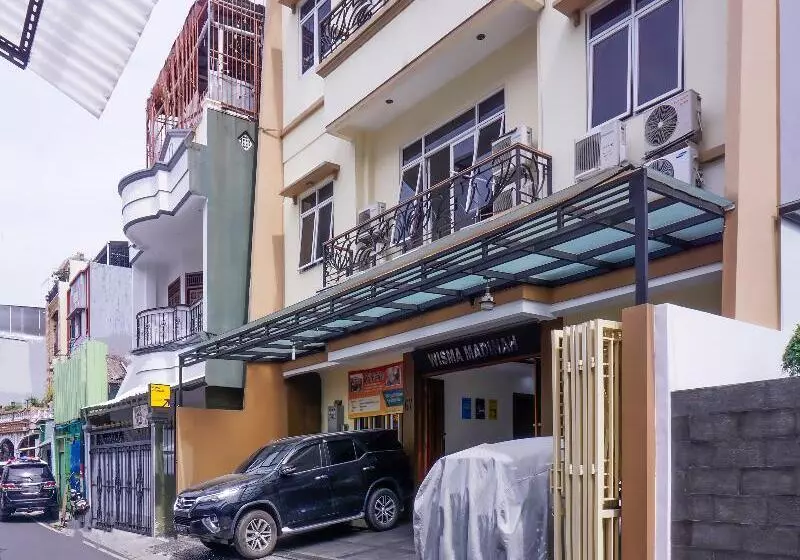 ホテル Spot On 3072 Wisma Madinah Syariah