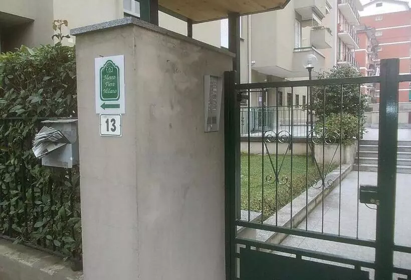 Majatalo Affittacamere Metro Fiera