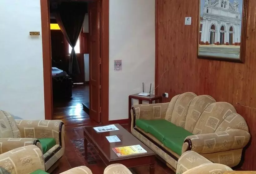 Bonsai Hotel Salamina Caldas