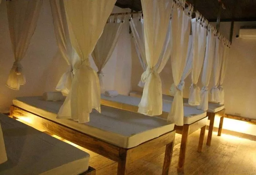 Aamiaismajoitus (B&B) Anda De Boracay White Sand Resort