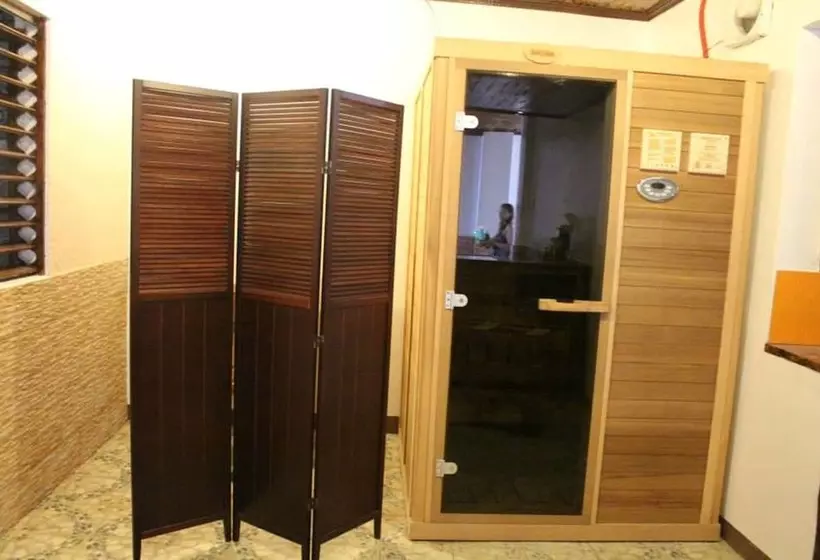 Aamiaismajoitus (B&B) Anda De Boracay White Sand Resort