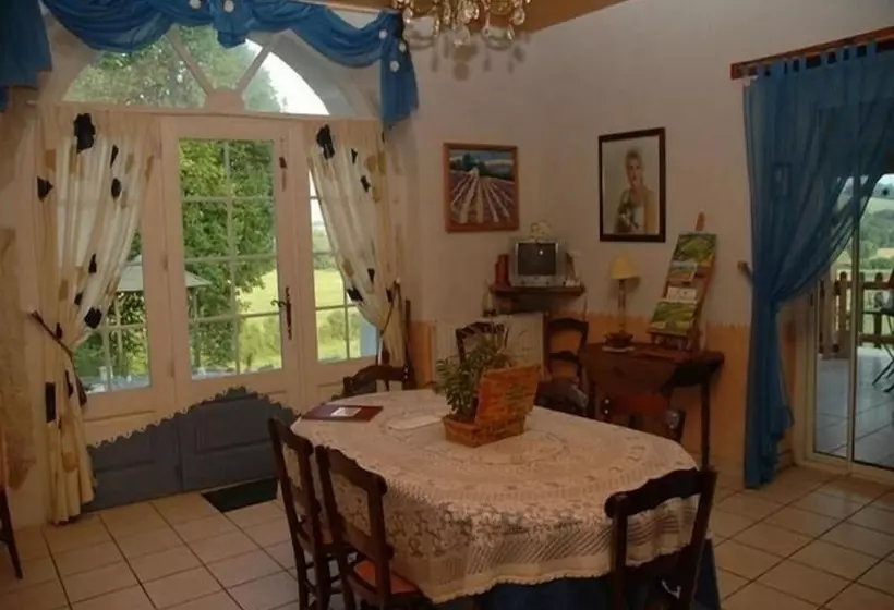 Aamiaismajoitus (B&B) Chambres D Hôtes Gelous