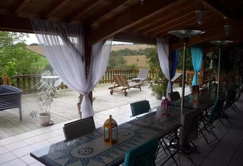 Aamiaismajoitus (B&B) Chambres D Hôtes Gelous