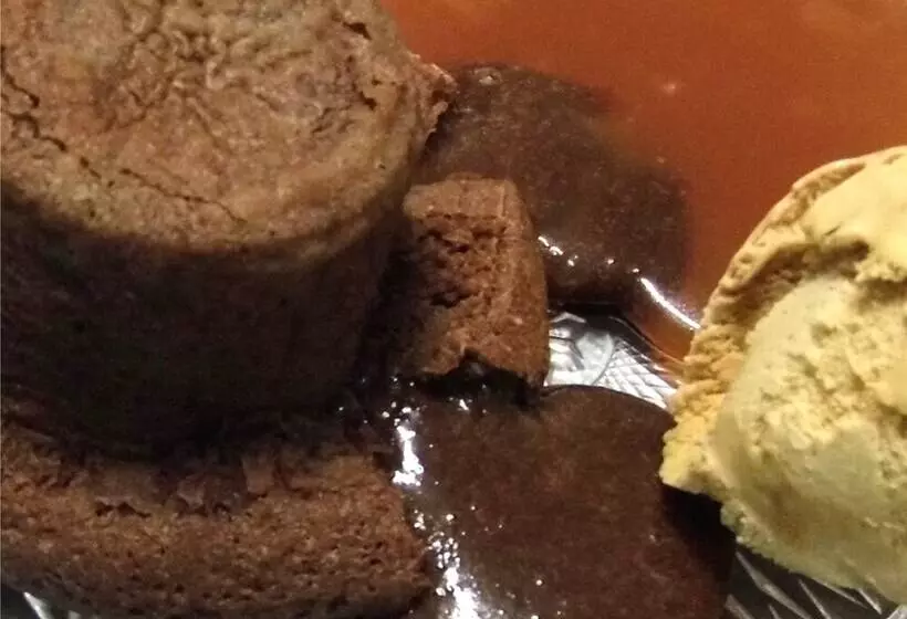 ベッドアンドブレックファースト L'atelier S