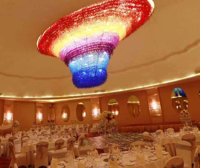 Hotel Avenra Gangaara