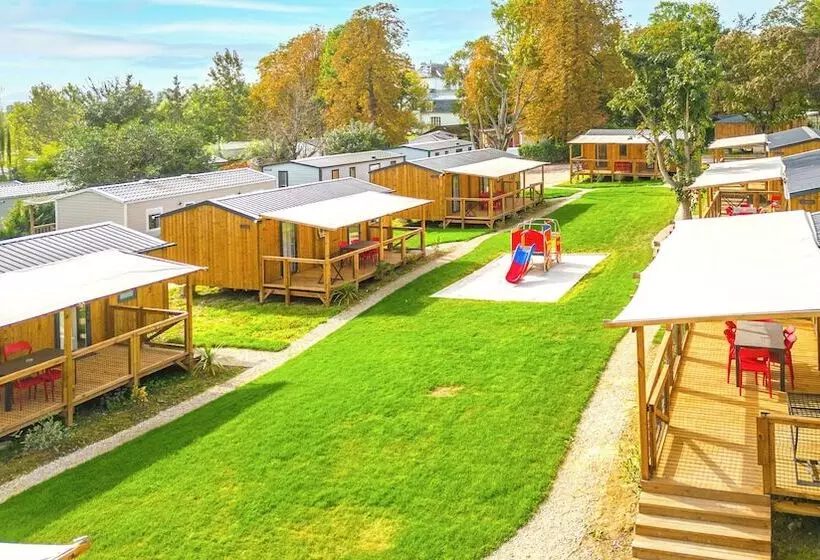 Hotelli Camping Le Parc De Paris