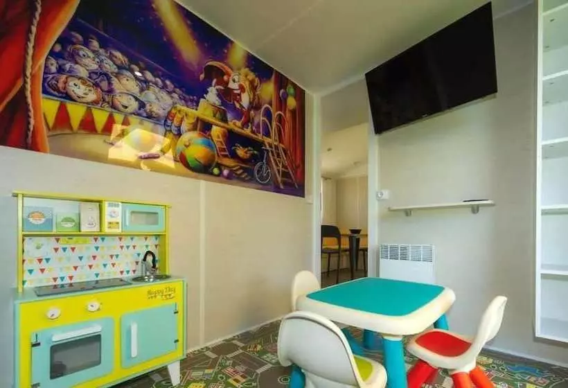 Hotelli Camping Le Parc De Paris