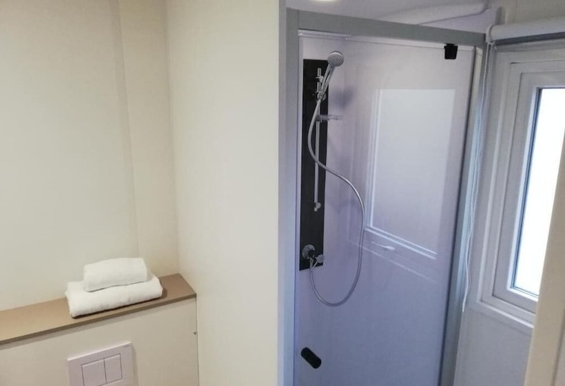 בית מלון כפרי Camping Le Parc De Paris