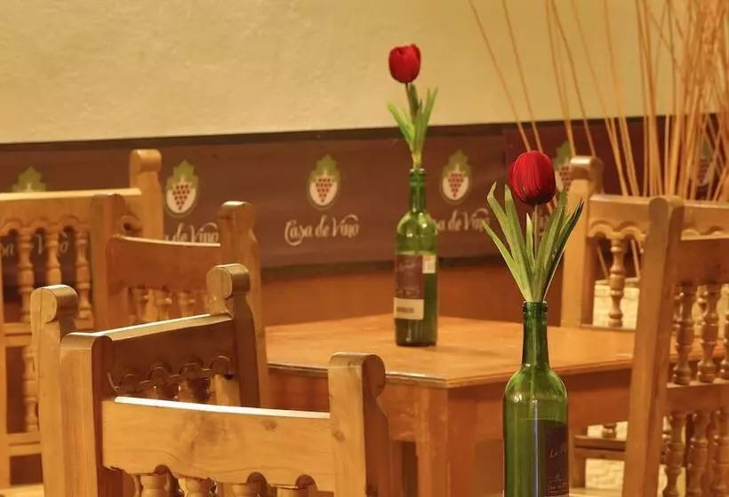 Hotelli Casa De Vino