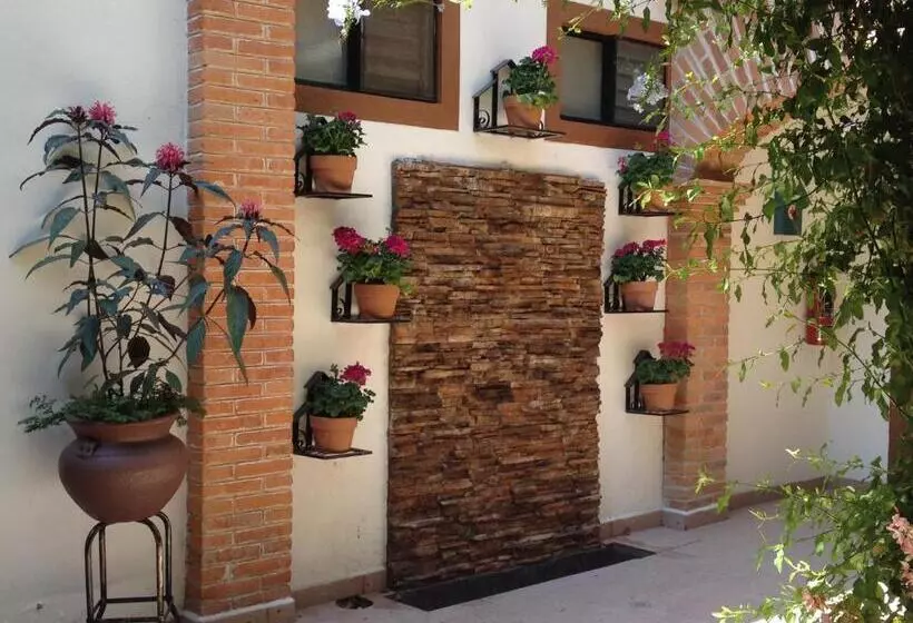 Hotelli Casa De Vino