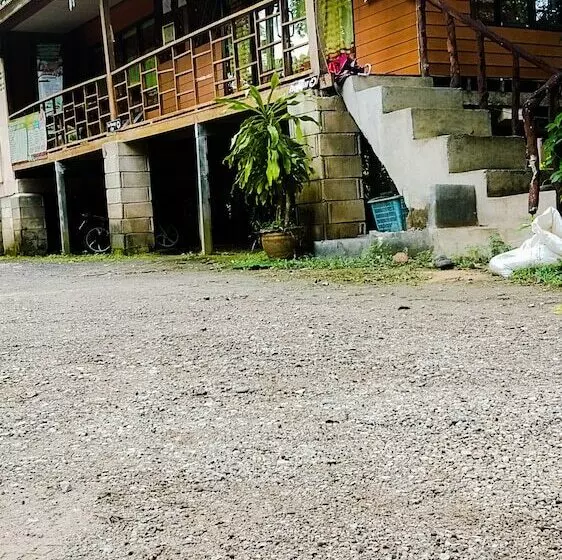 Hotelli Khao Sok Island Resort And Spa