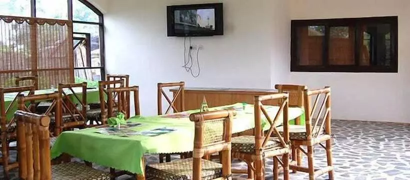 ホテル Rainforest Lodge