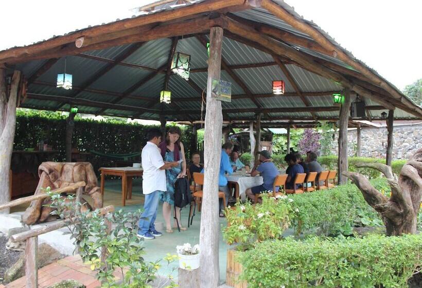 فندق Suymar Ecolodge Galapagos