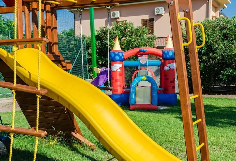 אתר נופש Villaggio Alemia