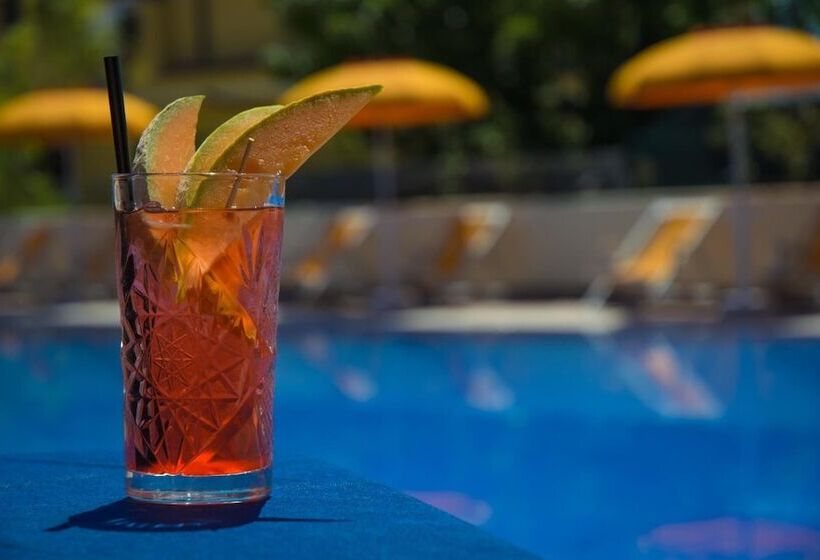 אתר נופש Villaggio Alemia