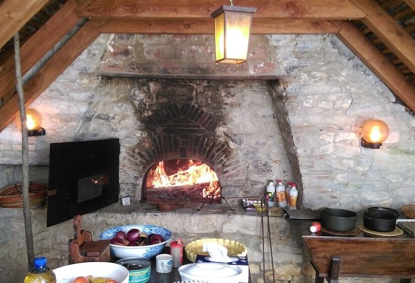 צימר Chez Lavergne Table D Hôtes