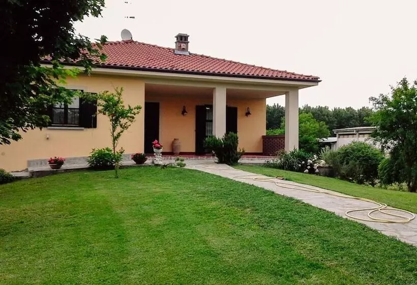 Aamiaismajoitus (B&B) La Casetta Di Lina