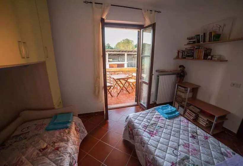 Aamiaismajoitus (B&B) La Casetta Di Lina