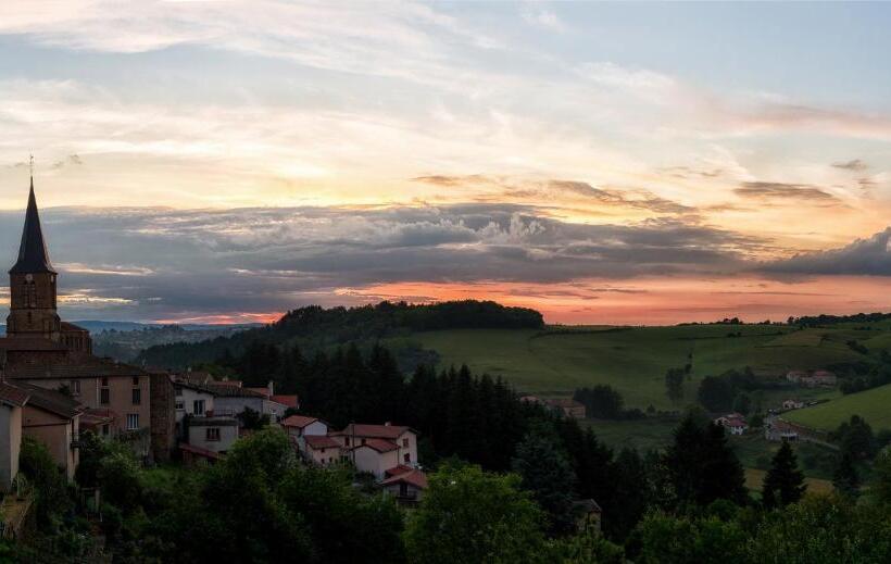 Château De Sainte Colombe Sur Gand