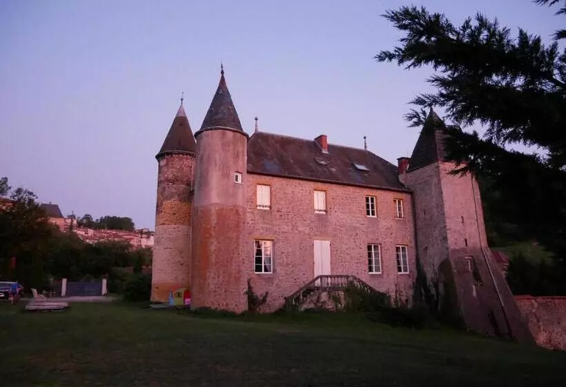 Château De Sainte Colombe Sur Gand