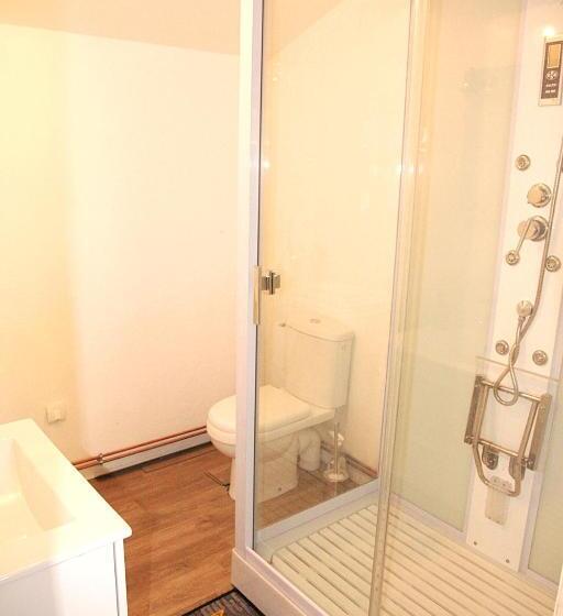 Château De Sainte Colombe Sur Gand