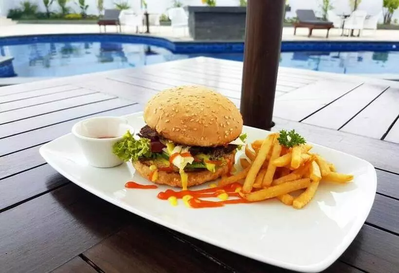 Front One Hotel Pamekasan Madura