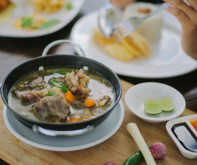 Front One Hotel Pamekasan Madura