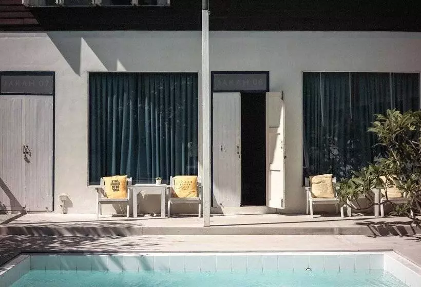 Hotelli Arthit  Tara Lodge