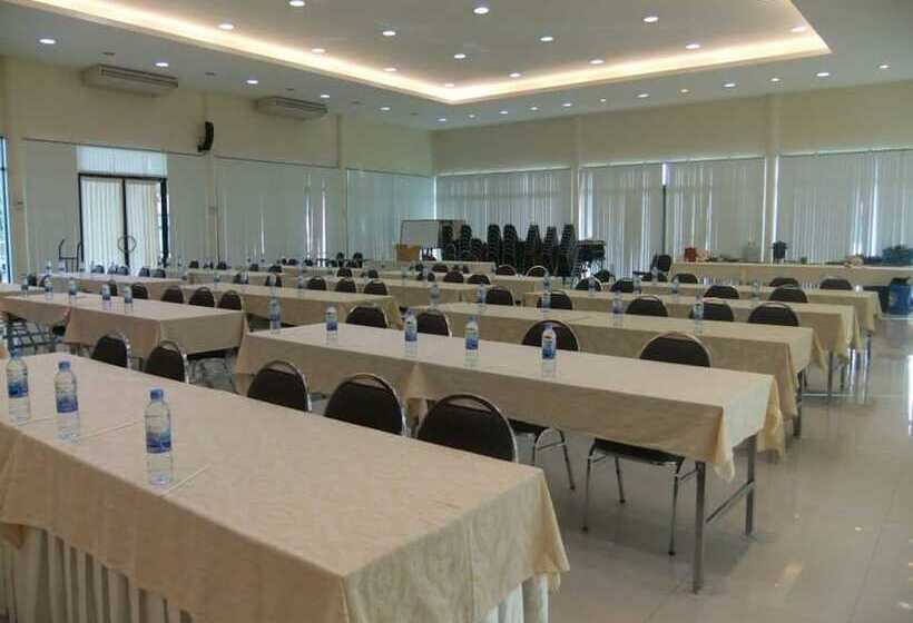 בית מלון כפרי Bungchawak Resort