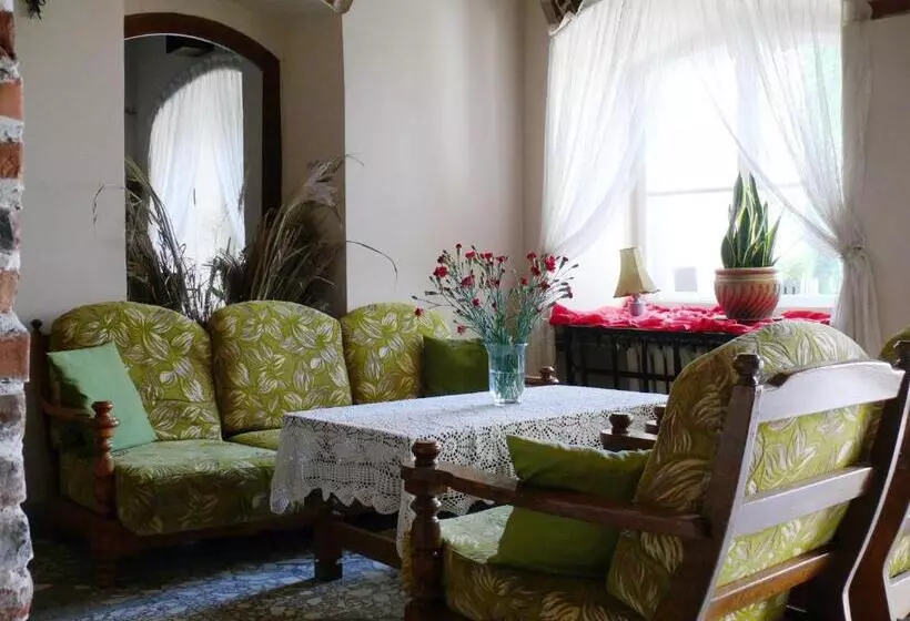 Hotelli Dwór Zbożenna