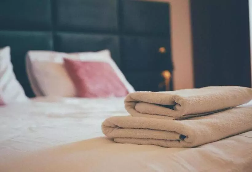 Hotelli Dwór Zbożenna