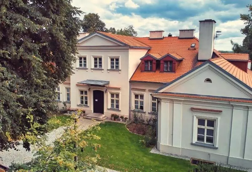 Hotelli Dwór Zbożenna