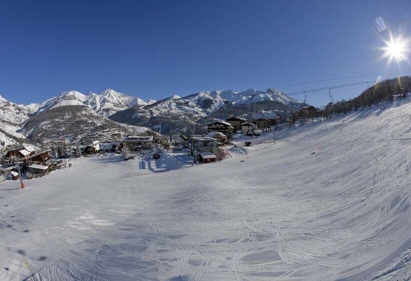 ホテル Hôtel Franz