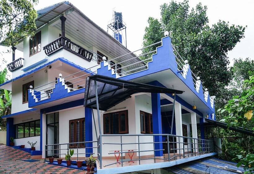 בית מלון כפרי Indeevara Resort Munnar